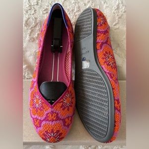 Gorgeous Patterned Rothy’s!